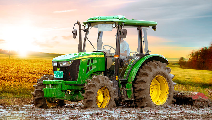 /static/active/2019315/style/deere-4.jpg