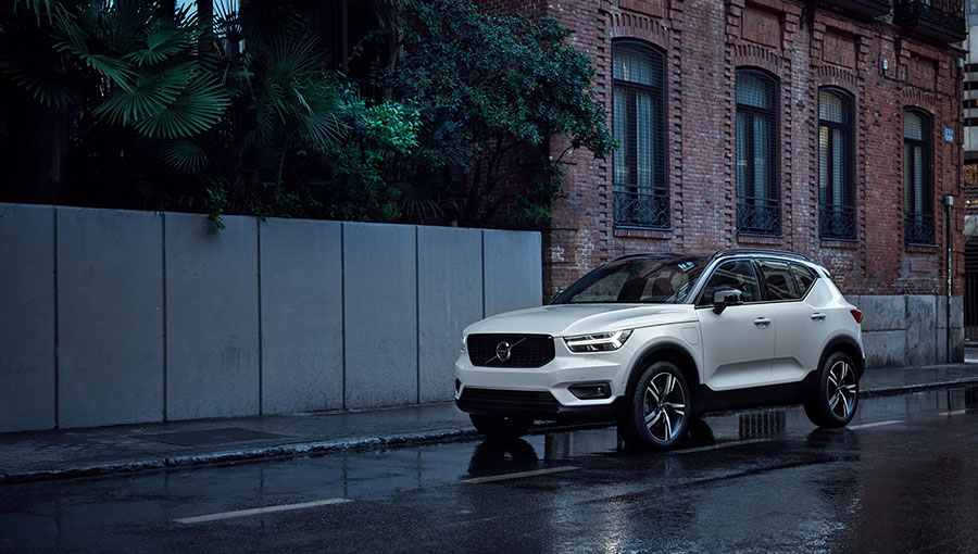 /static/active/2020315/style/volvocars-4.jpg